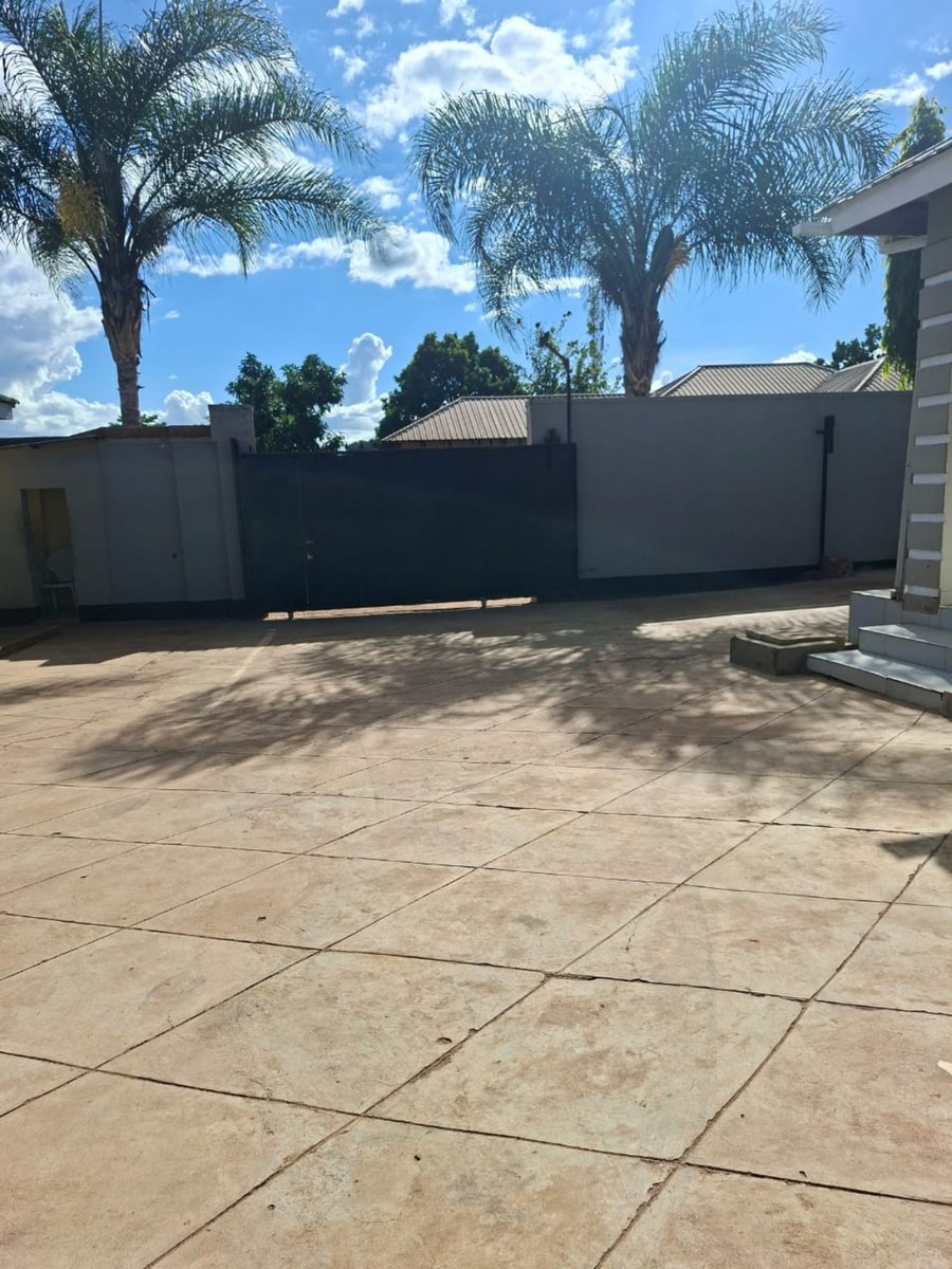 Booking Lilongwe Accommodation with an Airport Transfer